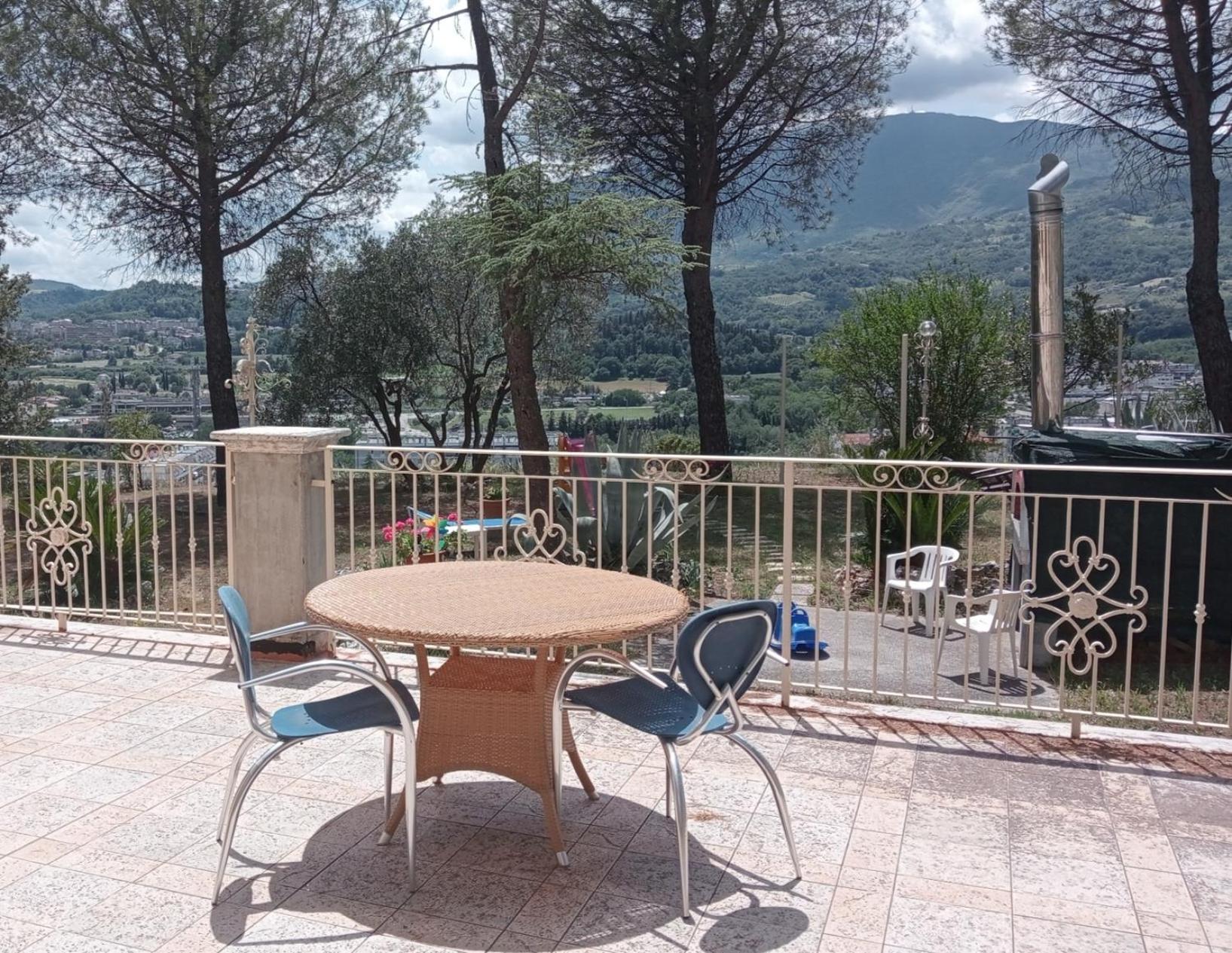 Parco Dei Gelsomini Acomodação com café da manhã Ascoli Piceno Exterior foto